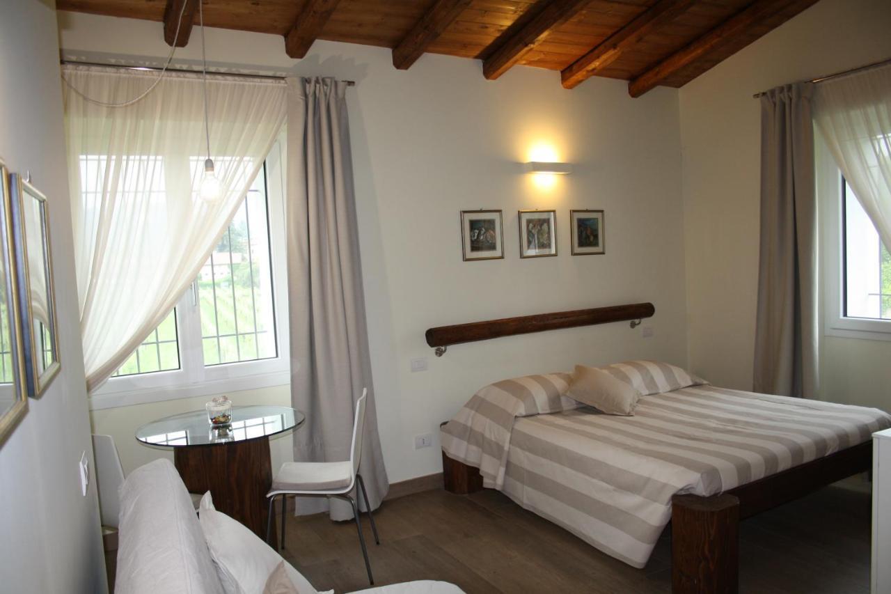 파시라노 Cascina San Martino B&B 외부 사진